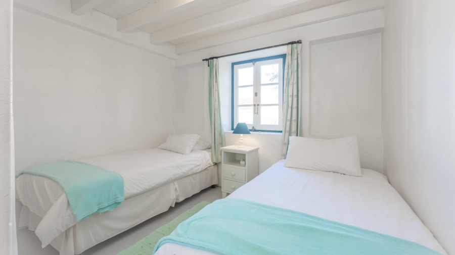 6 Bedroom Property for Sale in Struisbaai Western Cape
